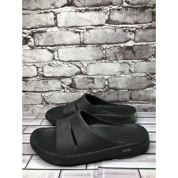 Oofos Ooahh Black Recovery Rubber Sport Slides Sandals Men’s Size 11M US/44EU