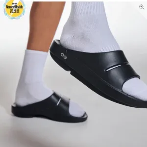 OOFOS OOahh Slip on Recovery Slides- W9 M7