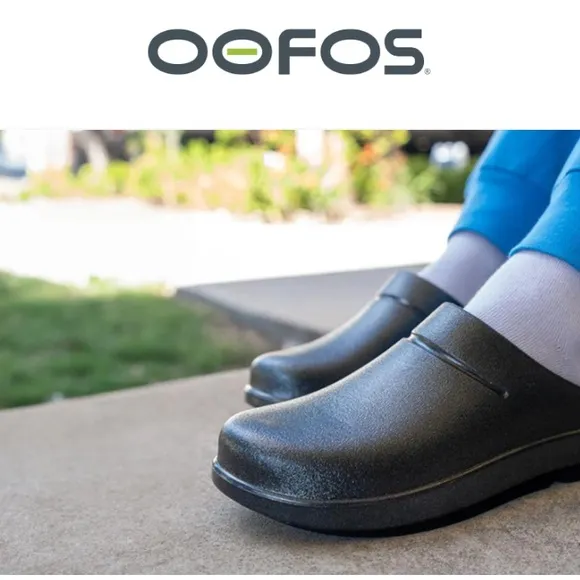 OOFOS Oocloog Clog Black Slide US Men's 14/Women's 16 Unisex with Oofoam