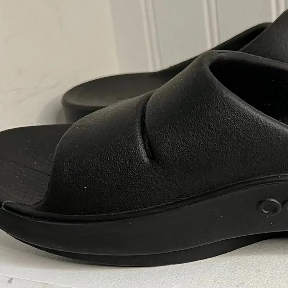 OOFOS Womens Black Slides Size 9