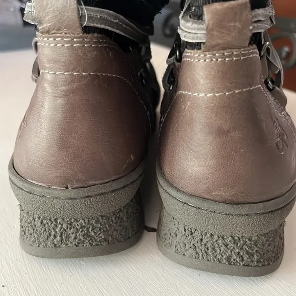 OTBT Leather black/taupe, faux fur lined cold weather boot