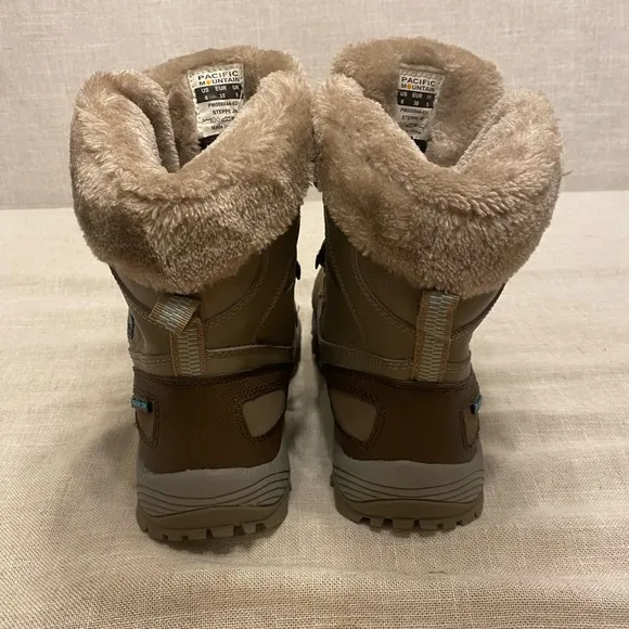Pacific mountain boots girls