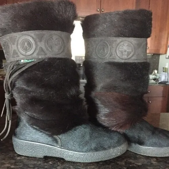 Pajar Olympic Sz 7 Fox Fur/Calf Hair Black Boot