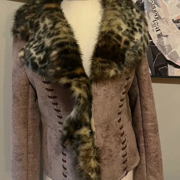 Pamela McCoy Leopard fur lined brown jacket