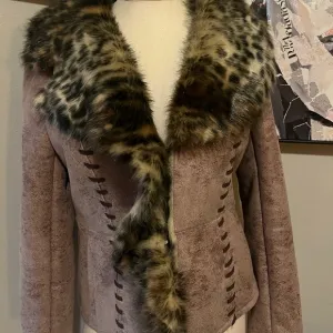 Pamela McCoy Leopard fur lined brown jacket