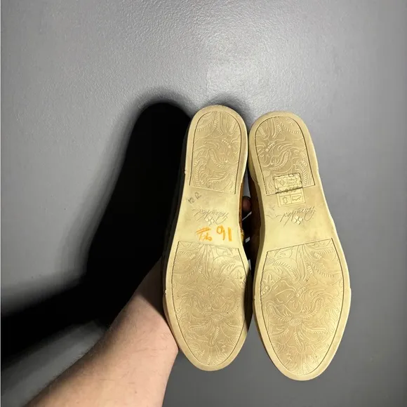 Patricia Nash Lola Slip On Sneakers Womens Size 7