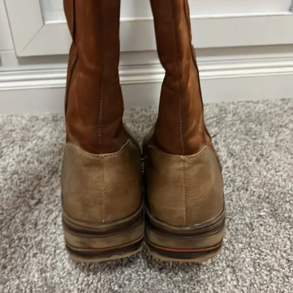 Patrizia Heldia Brown Leather Suede Women's Fur Lined Boots EUC US 9.5 10 EU 41