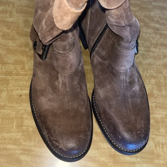 Paul Green men’s boots size 5.5 gently used preowned condition brown leather