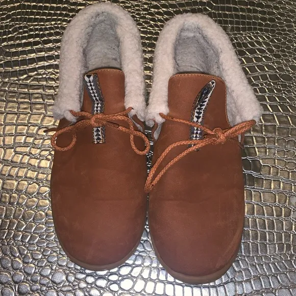 Pendleton cabin food caramel cafe slippers/loafers size 9