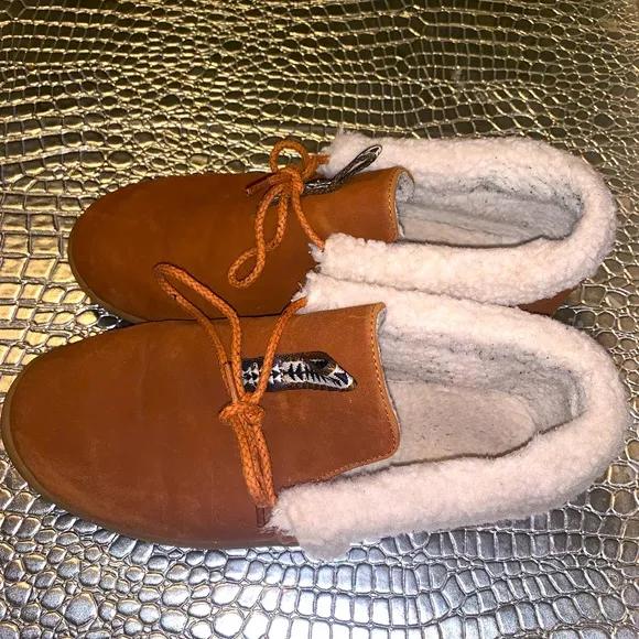 Pendleton cabin food caramel cafe slippers/loafers size 9