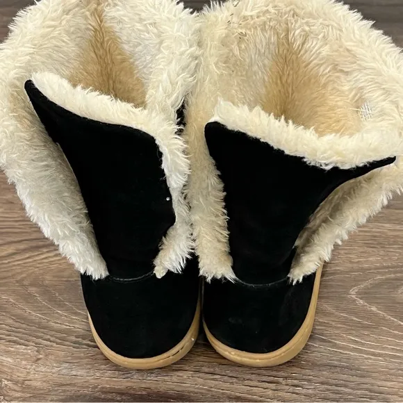 Pendleton Women's Hacienda Bootie Size 10 Spider Rock Boots Black White