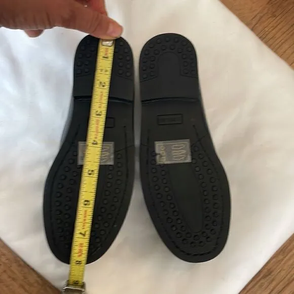 PLINER JRS BLACK LEATHER LOAFERS.  METAL/LEATHER BUCKLE DETAILS.  NEW IN…