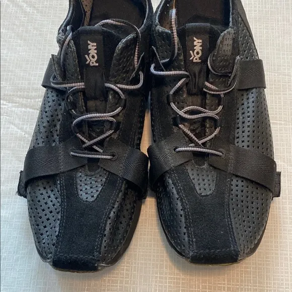 Pony Gate Vintage 2000th Y2K Men’s Sz 9 Black Mesh Leather Suede Light Sneakers