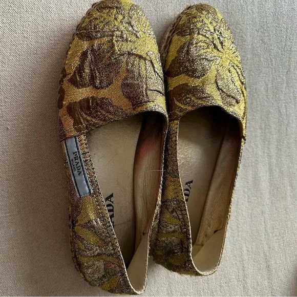 Prada Cloquet Ibiscus Gold Floral Embroidered Espadrille Flats Shoes- Size 37.5