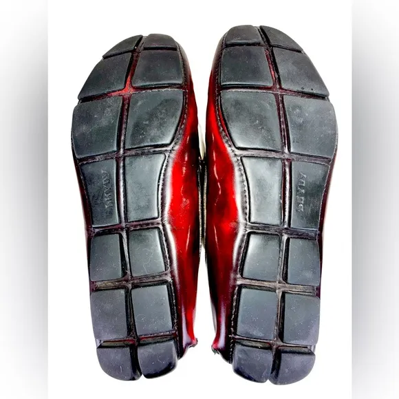 PRADA DRIVER LOAFERS IN BURGUNDY LEATHER