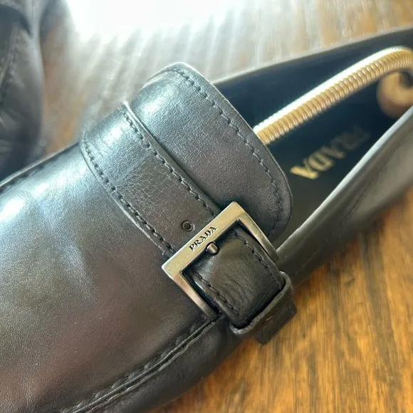 Prada Men’s Black Casual Leather loafers Men’s Size 9.5