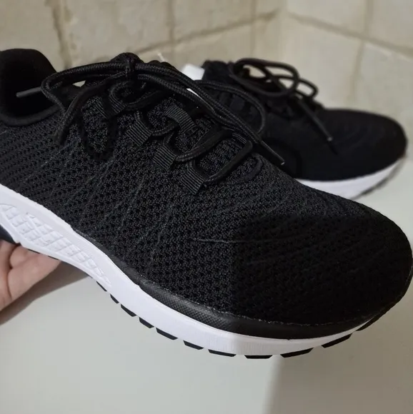 Propet Black Knit Mesh Sneakers Size 8
