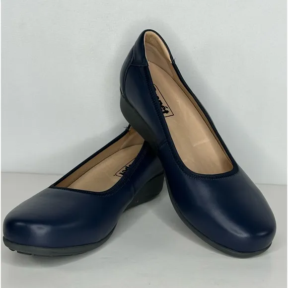 PROPÉT‎ Yara Navy Blue Leather Ballet Comfort Wedge Flats Sz 10 X (2E)