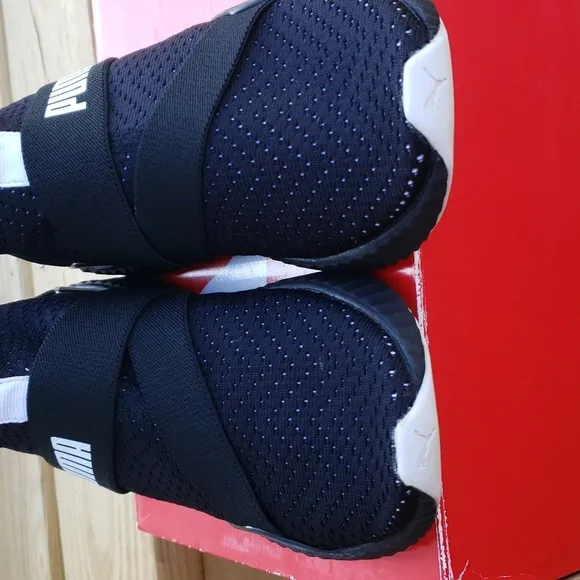 PUMA Defy Mid Core Women's Slip On Sneakers Size 7.5