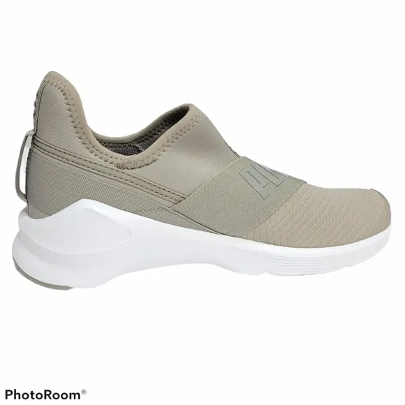 PUMA Fierce Slip-on Sneakers Sz 6.5