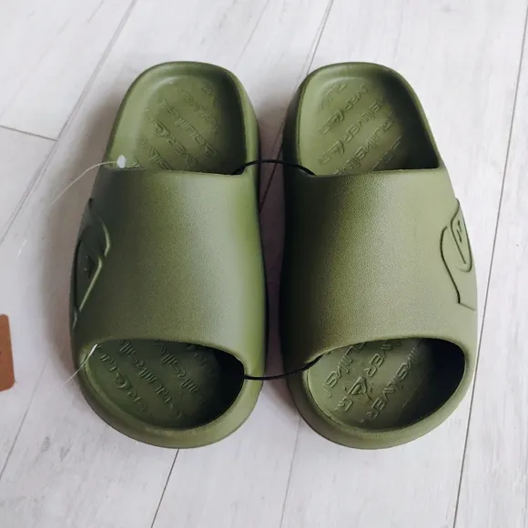 QUIKSILVER NEW Boys Cloud Break Slides Slip-on Sandals