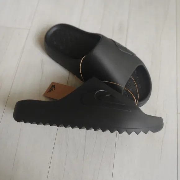 QUIKSILVER NEW Cloud break Slides Slip-On Sandals