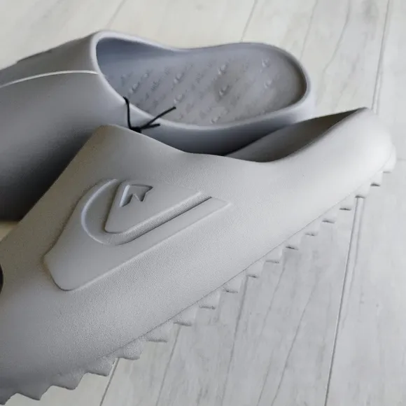 QUIKSILVER NEW Cloudbreak Slides Slip-on Sandals