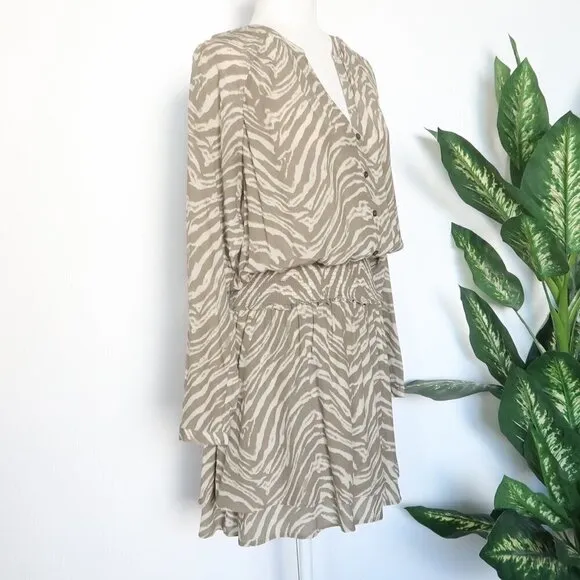 Rails Jasmine Beige Safari Wild Cat‎ Long Sleeve Smocked Waist Mini Dress Small