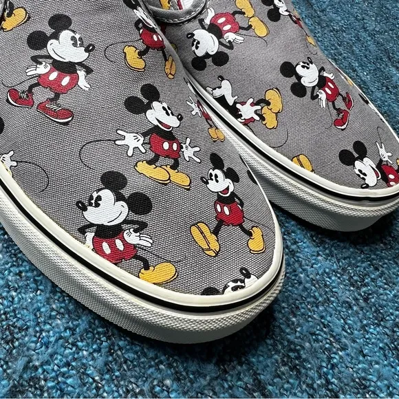 RARE Vans x Disney Mickey Mouse Classic Slip On Sneakers Limited Edition
