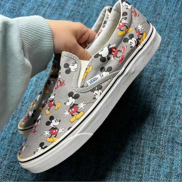 RARE Vans x Disney Mickey Mouse Classic Slip On Sneakers Limited Edition