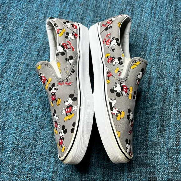 RARE Vans x Disney Mickey Mouse Classic Slip On Sneakers Limited Edition