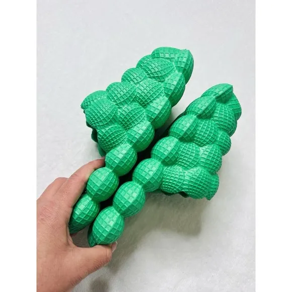 RARE Womens Cushioned Slip On Bubble Green Slides Sandals Slippers Size 5/6