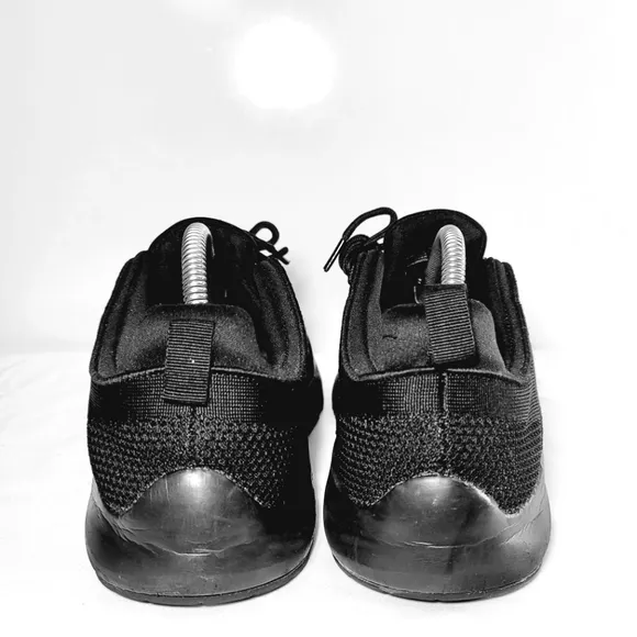 RBX Mens size 11 Active live life Athletic sneakers.