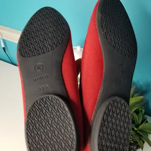 Red Flats for Women