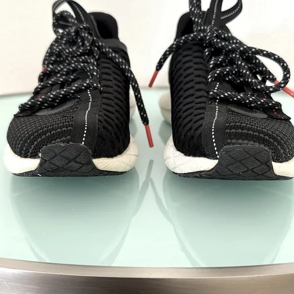 Reebok Floatride Black and White Mesh Mens Sneakers with Red Tips