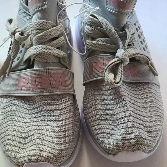 REEBOK Mesh lightweight grey running sneakers size 3 UNISEX
