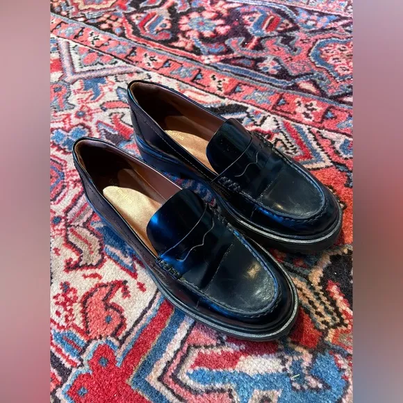 Reformation Agatha Chunky Black Patent Leather Loafers — Womens size 7
