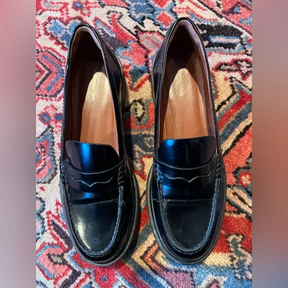 Reformation Agatha Chunky Black Patent Leather Loafers — Womens size 7