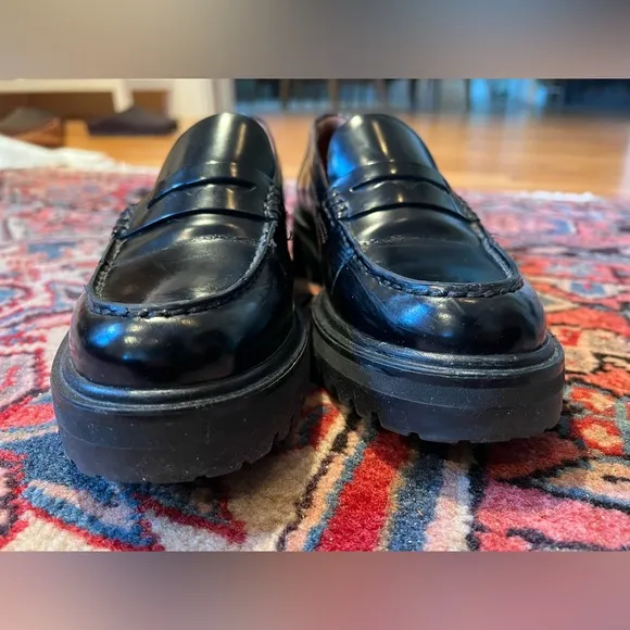 Reformation Agatha Chunky Black Patent Leather Loafers — Womens size 7