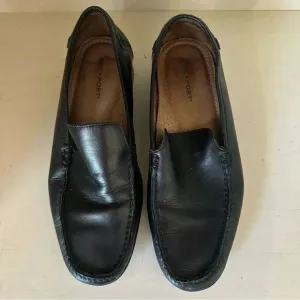 Rockport Men’s black leather loafers size 10