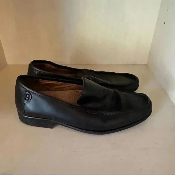 Rockport Men’s black leather loafers size 10