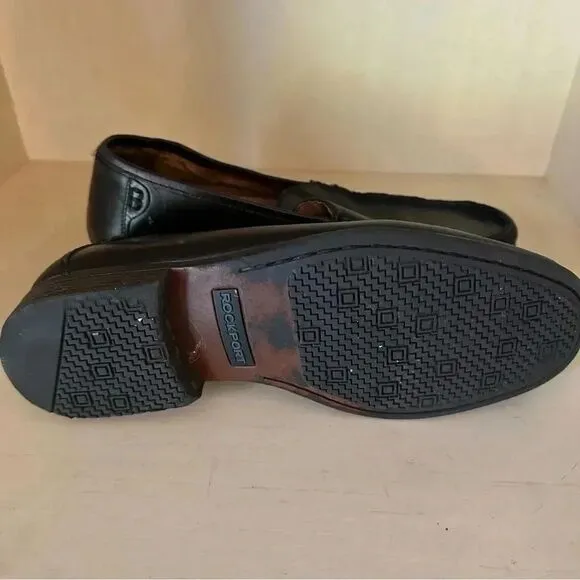 Rockport Men’s black leather loafers size 10