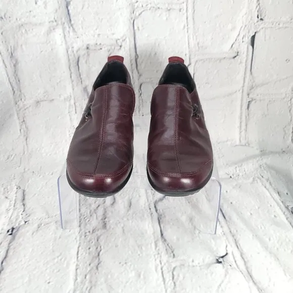 ROMIKA Burgundy Womens Sz 8-8.5 Leather Slip On Loafers Academic Casual Comfort