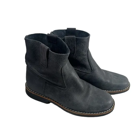 Roots Tribe Short Boots Dark Grey nubuck leather booties soft pull on sz 7