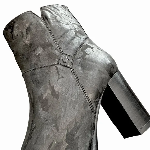 ROSS &amp; SNOW | Renata Fur Lined Boots