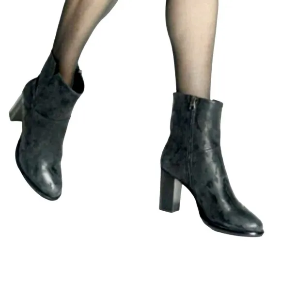 ROSS &amp; SNOW | Renata Fur Lined Boots