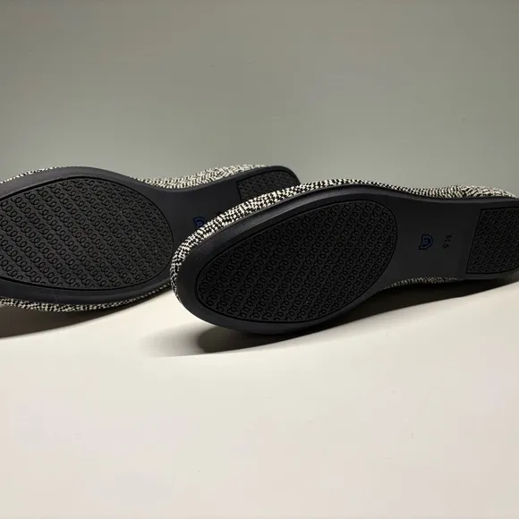 Rothy’s 9.5 Women’s Slate Herringbone Almond Loafers