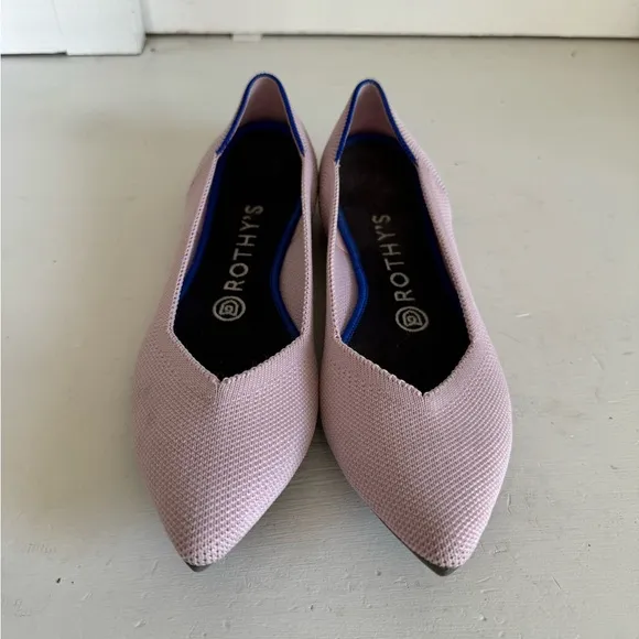 Rothy’s light mauve pink pointed flats size 7.