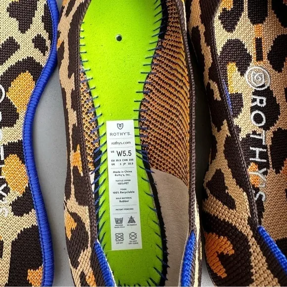Rothy’s Pointed Toe Flats Big Cat Print Rare Color Casual Comfort Size 5.5 Women
