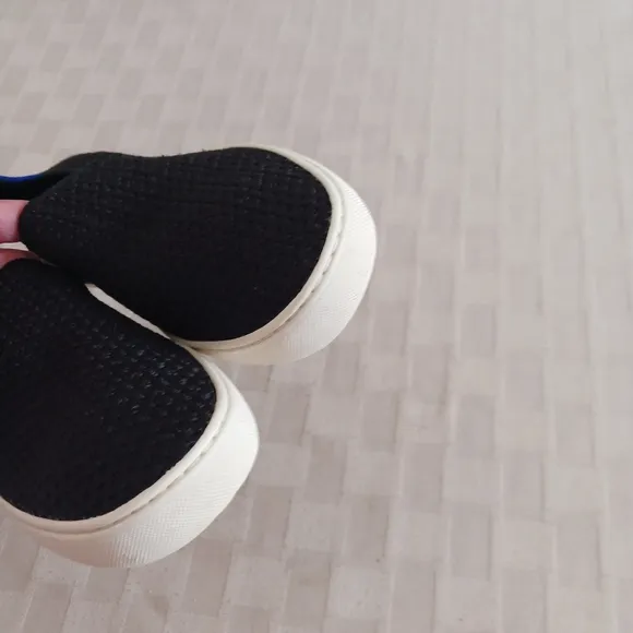 Rothy’s Retired Mesh Honeycomb Knit Slip On Sneakers